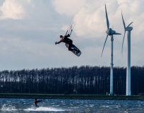 Wind/-Kitesurfer auf Fehmarn am Wulfener Hals