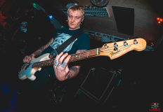 20221218_Hatehug_009