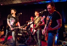 200214_Neon-Bone-Gleis-22-_5_