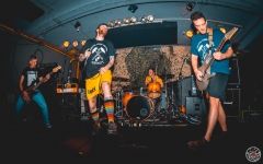 Short -  Live im Triptychon