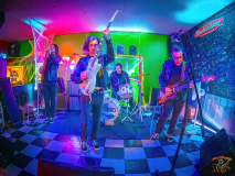 2002_20231104_SurfZombies_003