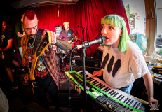 OLYMPUS DIGITAL CAMERA