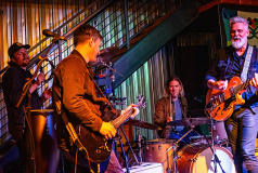 © Jubelschuppen / Booze Beats Borderhopping