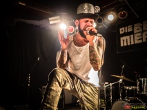 Die Beschmierten - Neckfracture 9