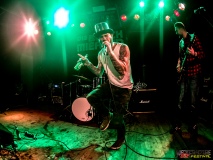 Die Beschmierten - Neckfracture 9