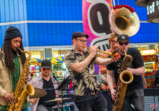 © Jubelschuppen / Booze Beats Borderhopping