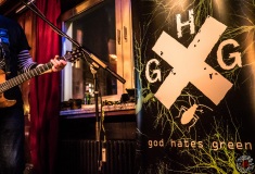 God hates green - 8 Jahre Heile Welt