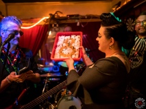 God hates green - 8 Jahre Heile Welt