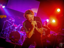 8277_20240411_HowToHuman_026