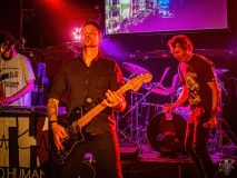 9549_20240411_HowToHuman_012