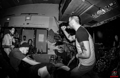 0635_20230430_LickSpit_005