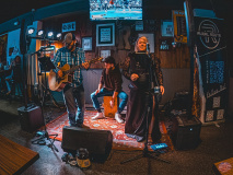 © Jubelschuppen / Booze Beats Borderhopping