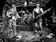 0201_20230902_WennEinerLuegtNieber_005